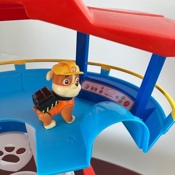 PAW PATROL Lookout Playset with Marshall & Rubble Action Figures - Picture 5 of 16